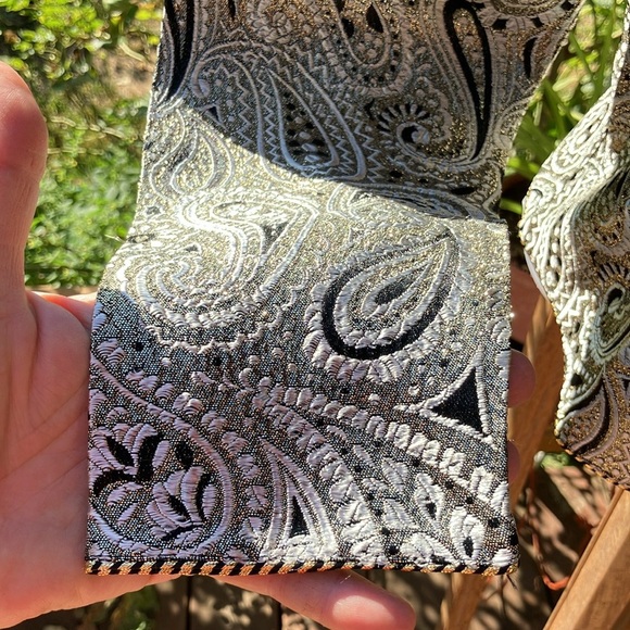 John’s Girl jacquard bolero with puffy sleeves silver & gold threads metallic M - Picture 3 of 9